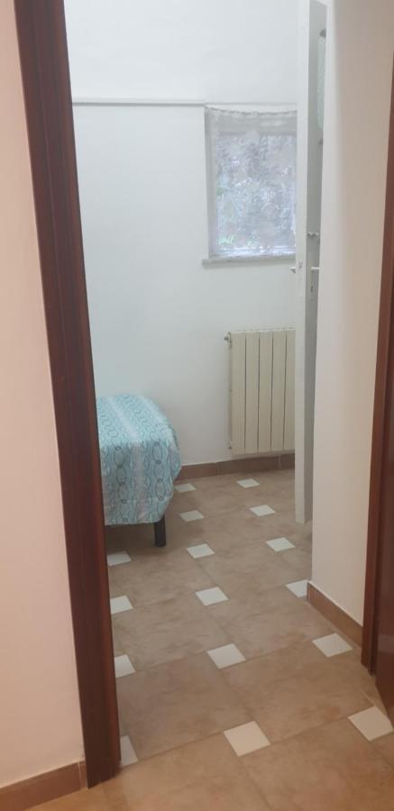 La Casa Nel Borgo Apartment Gaeta Bagian luar foto